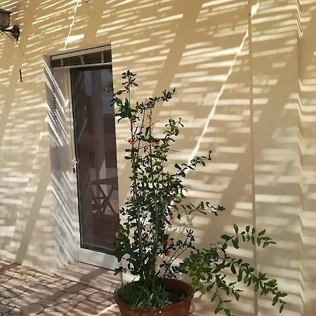 Monolocali Ore Liete *